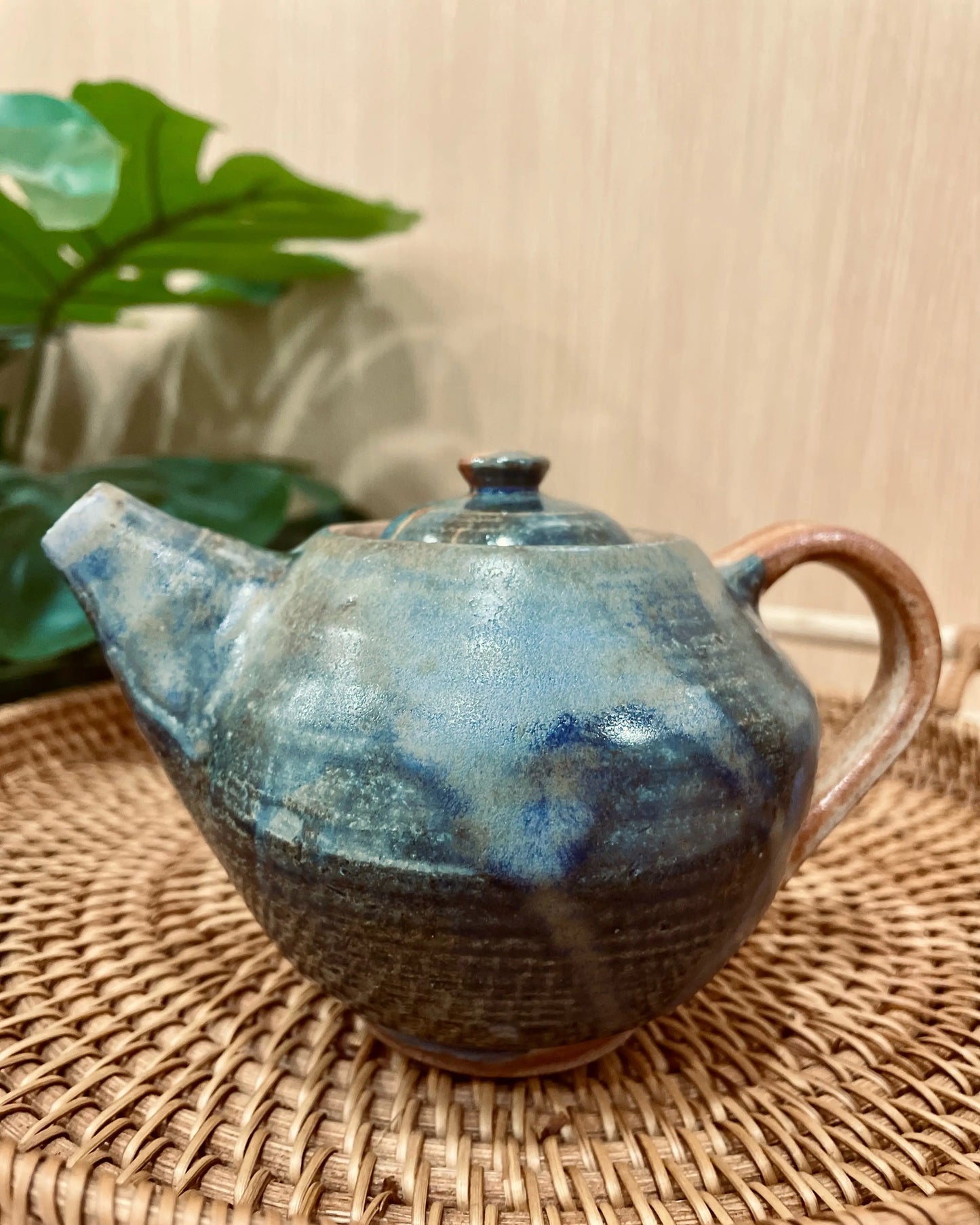 Handmade Navy & Orange Teapot DOT點子
