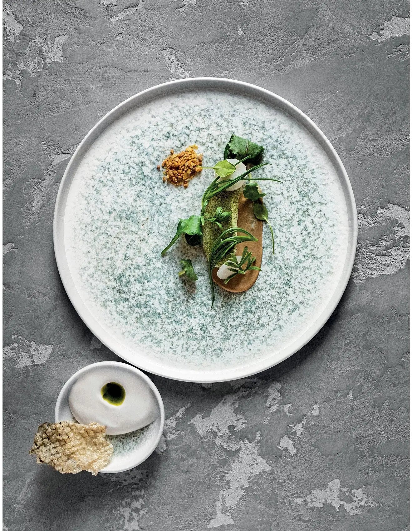 Lunar Ocean Blue Round Plate David Jones