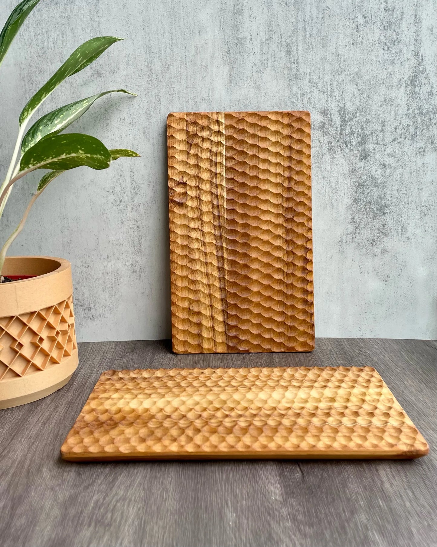 Textured Wooden Plate (Rectangle) The Story Lifestyle