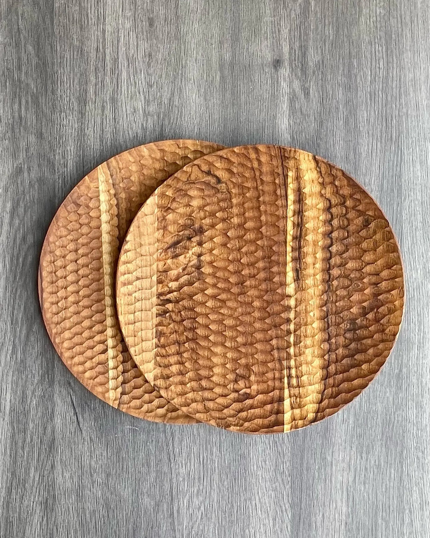 Textured Wooden Plate (Round) The Story Lifestyle
