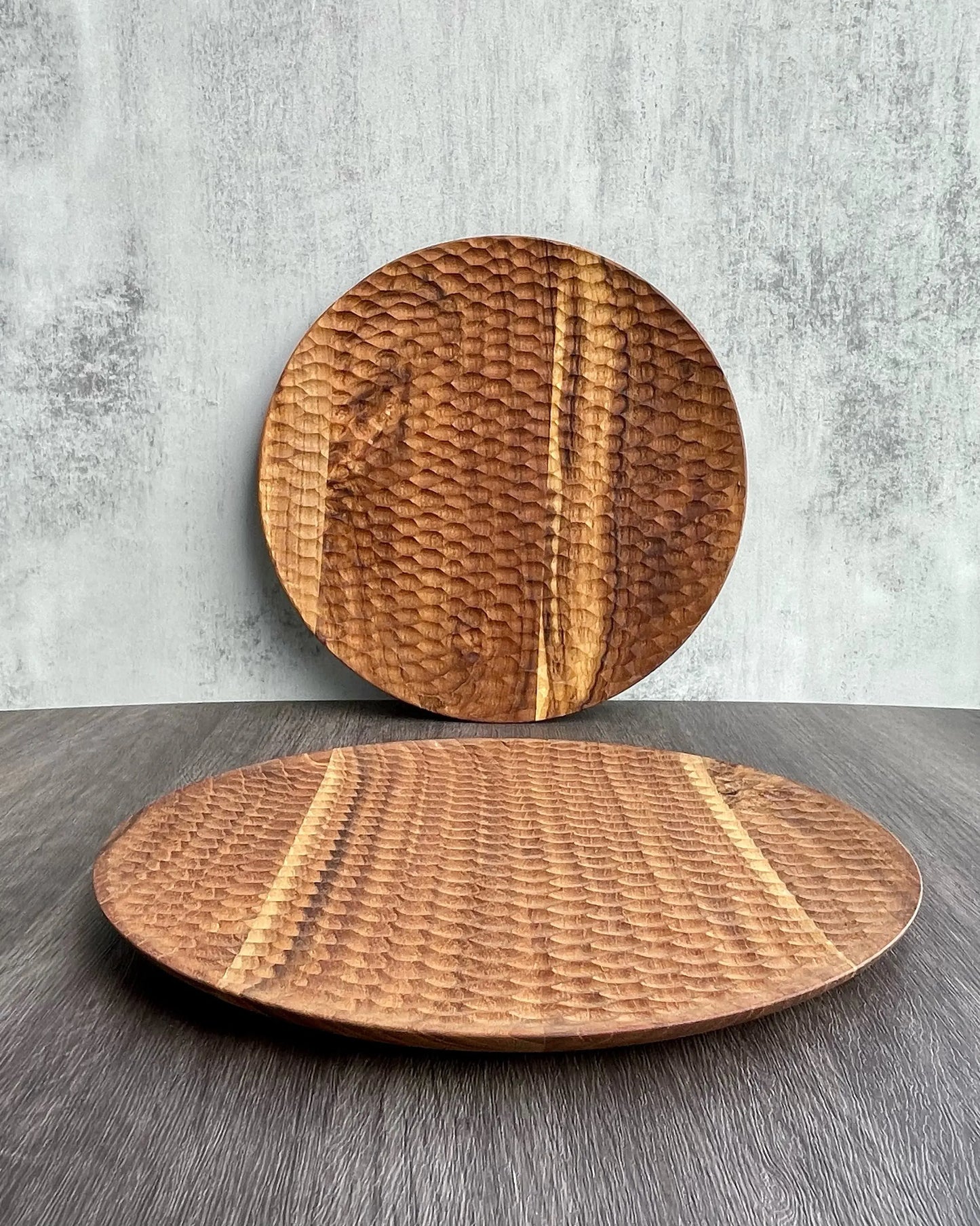 Textured Wooden Plate (Round) The Story Lifestyle