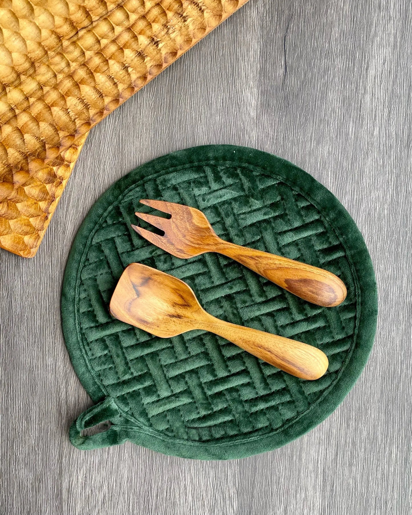 Wooden Dessert/ Fruit Serving DOT點子
