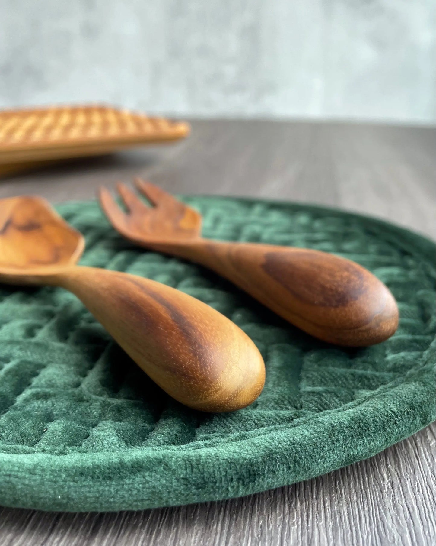 Wooden Dessert/ Fruit Serving DOT點子