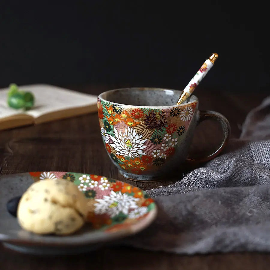 Kutani Cup with Saucer (Golden Flower) Super Delivery - KUTANIYAKI TOUJUDOU