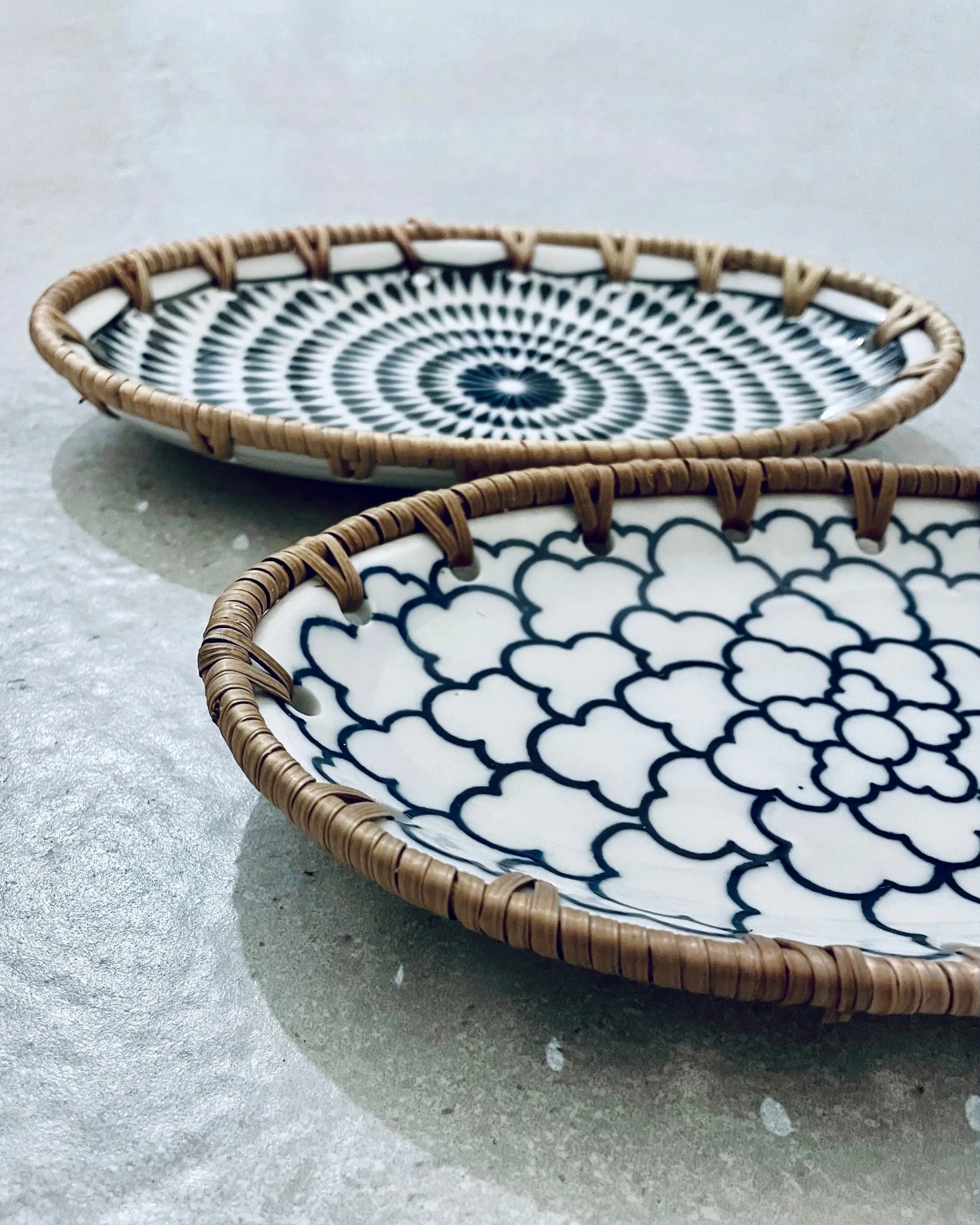 Oval Ceramics Plate with Rattan DOT點子