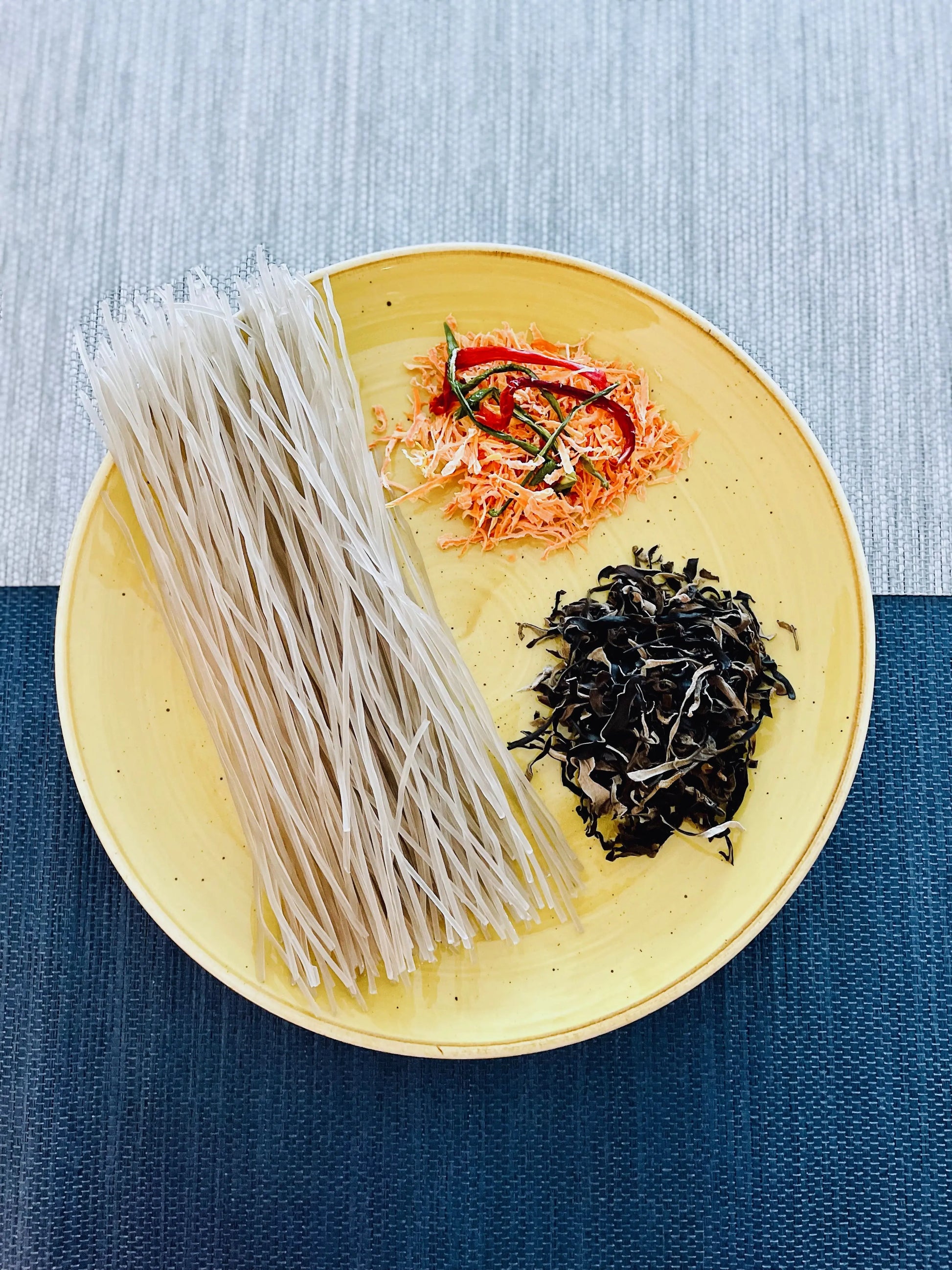 Auricularia & Vegetable Noodle (木耳雜菜粉絲) Koshukikurage