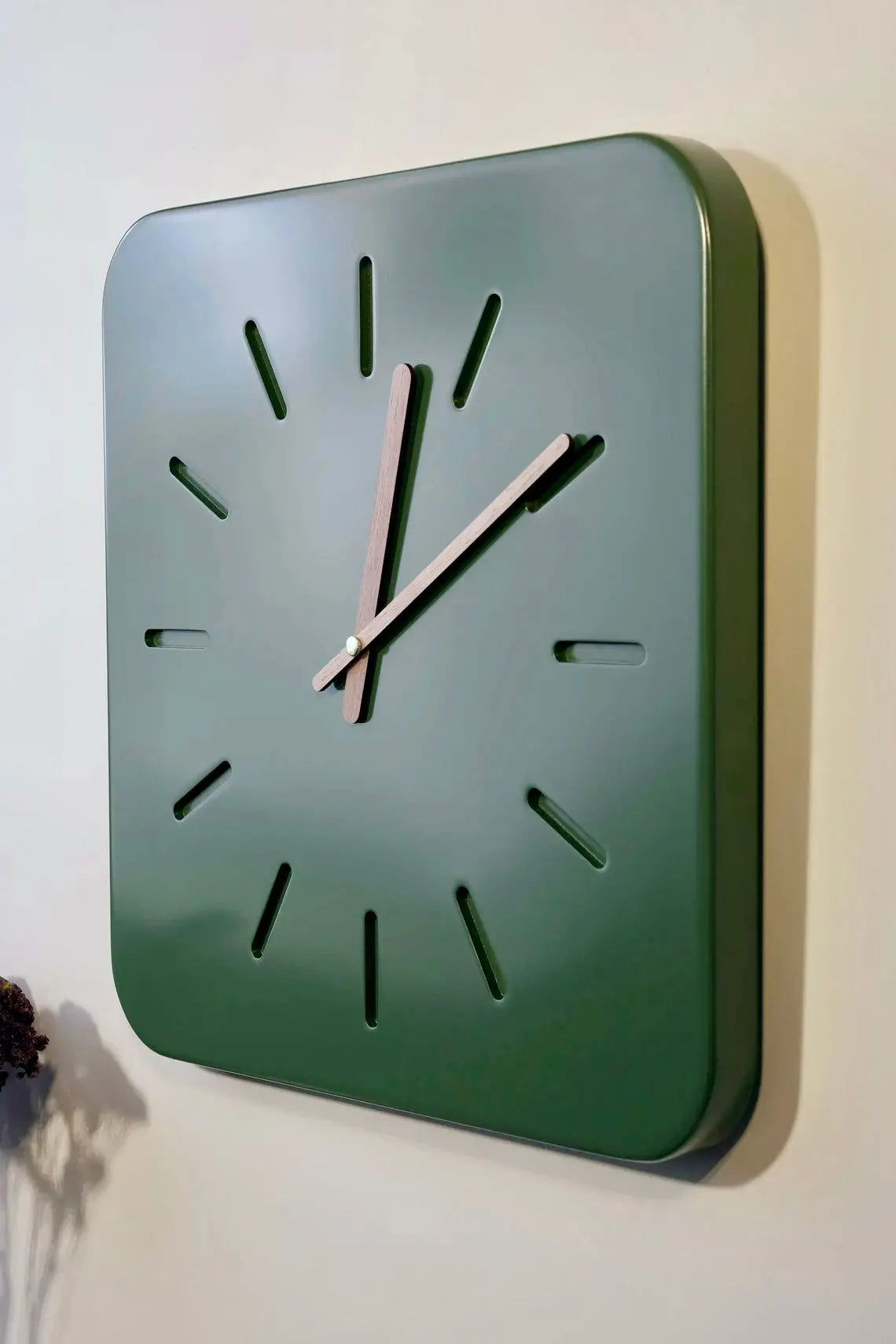 Retro Wall Clock (Square) ETSY - Phixart