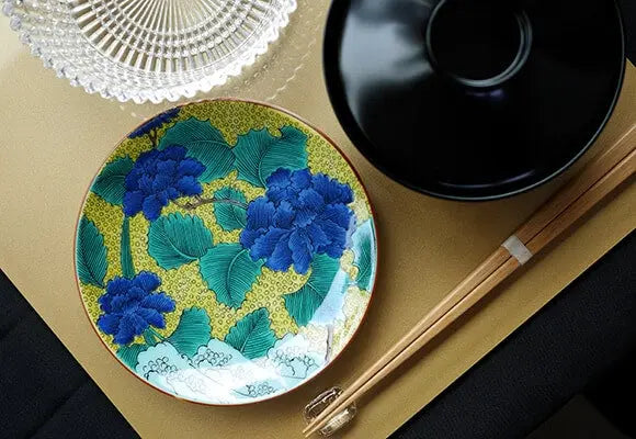 Yoshidaya Blue Peony Kutani Ware - 15cm Plate (土坡牡丹) Super Delivery - KUTANIYAKI TOUJUDOU